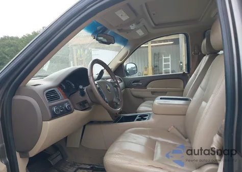 2011 Chevrolet Tahoe Hybrid from USA, damaged, VIN 1GNSKDFJ4BR136650